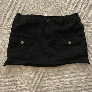 Cargo black skirt